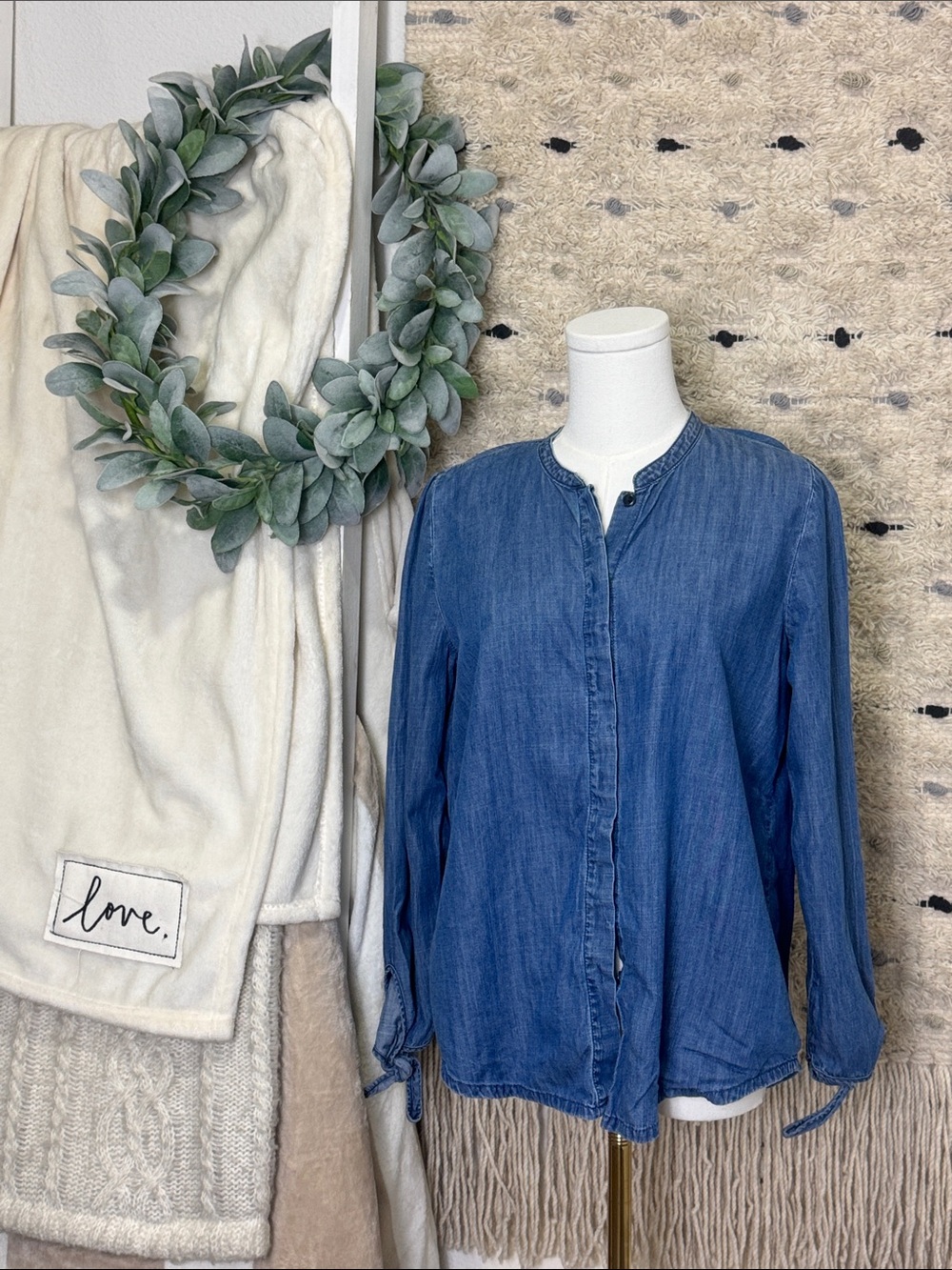 Madewell Blue Chambray button down top size xs